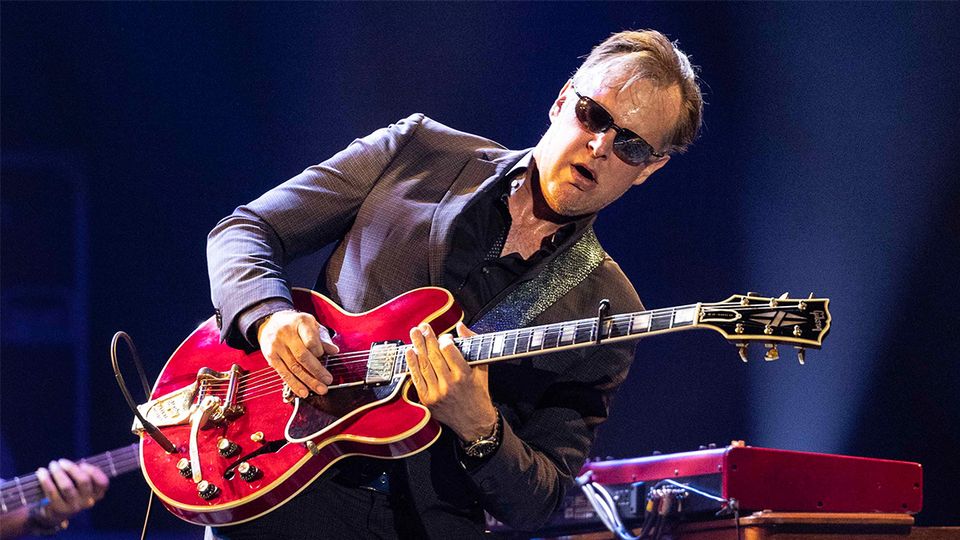 Joe Bonamassa performing on tour